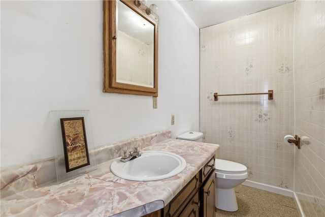510 Horseshoe Drive, Seneca, SC 29678