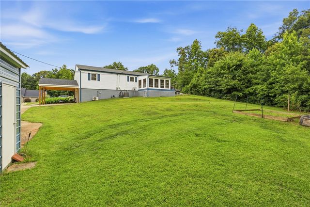 510 Horseshoe Drive, Seneca, SC 29678