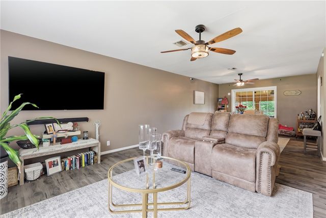 510 Horseshoe Drive, Seneca, SC 29678