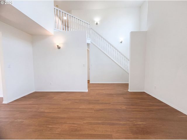 13616 DUANE St, Oregon City, OR 97045