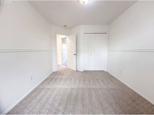 13616 DUANE St, Oregon City, OR 97045