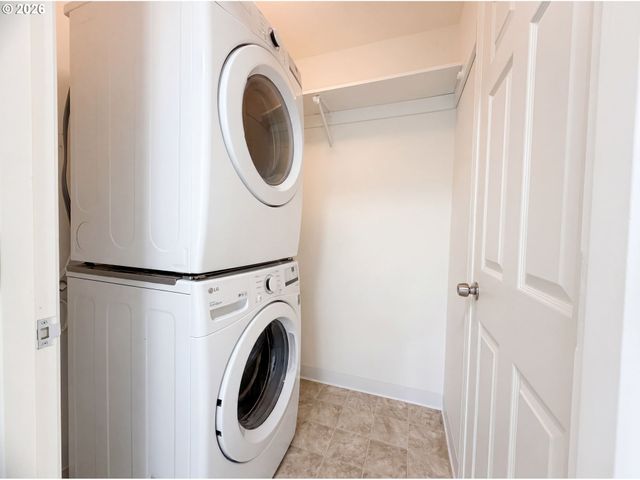 13616 DUANE St, Oregon City, OR 97045