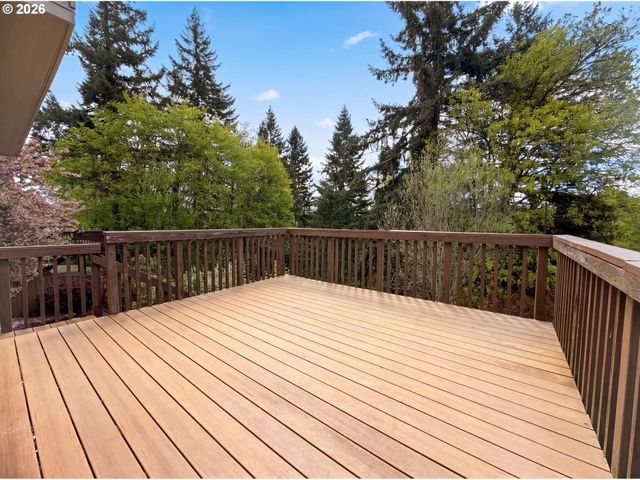 13616 DUANE St, Oregon City, OR 97045