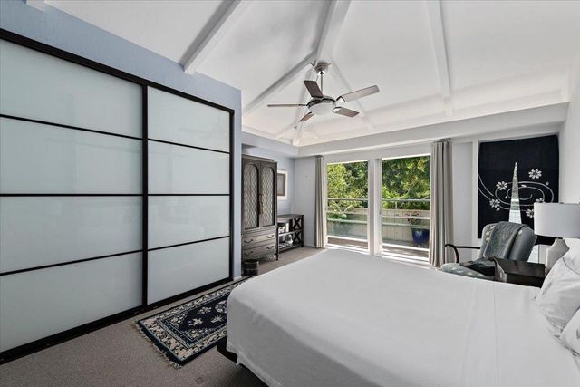 150 Alma Street 312, Menlo Park, CA 94025