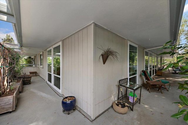 150 Alma Street 312, Menlo Park, CA 94025