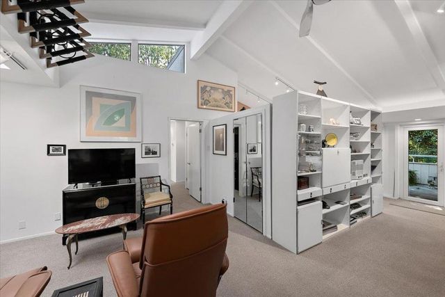 150 Alma Street 312, Menlo Park, CA 94025
