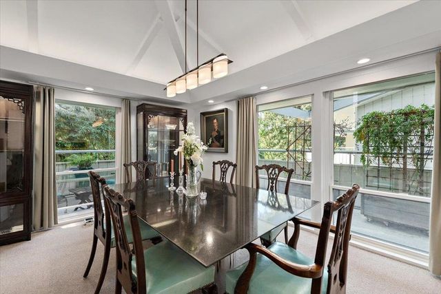 150 Alma Street 312, Menlo Park, CA 94025