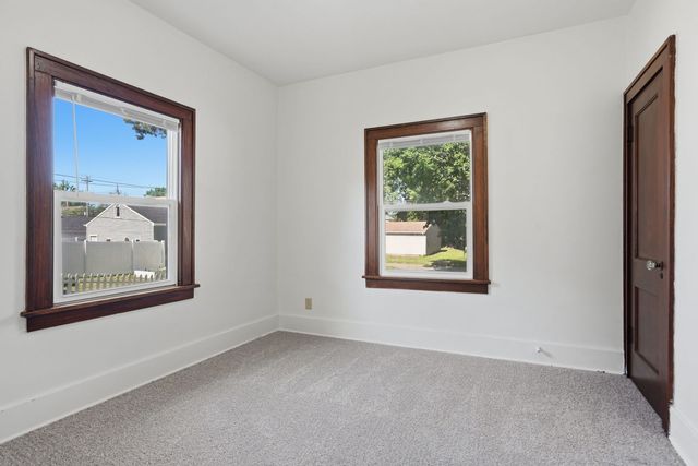1318 44th Street, Rock Island, IL 61201