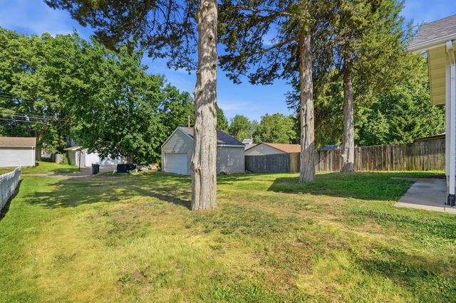 1318 44th Street, Rock Island, IL 61201
