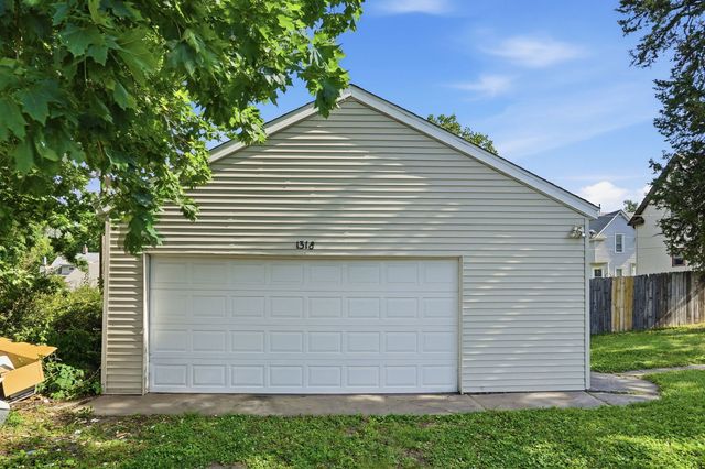 1318 44th Street, Rock Island, IL 61201