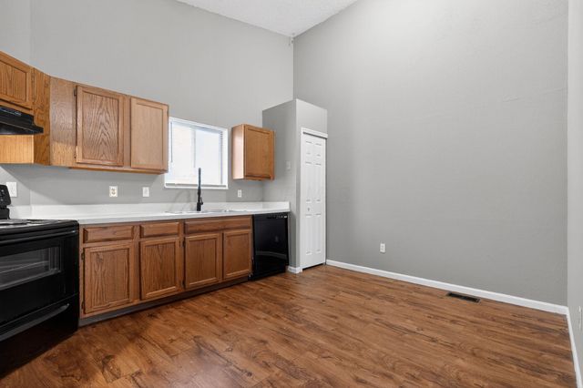 1640 Butterfly Court, Columbus, OH 43223