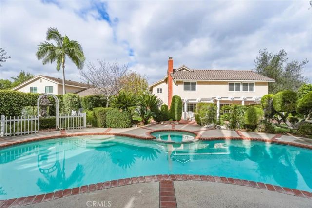 980 S Rutgers Circle, Anaheim Hills, CA 92807