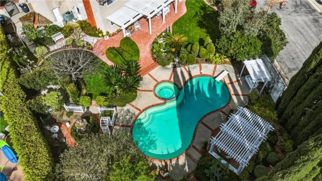 980 S Rutgers Circle, Anaheim Hills, CA 92807