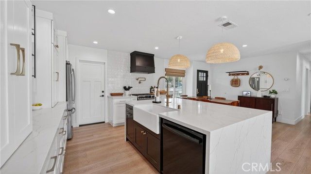 24221 Ankerton, Lake Forest (el Toro), CA 92630