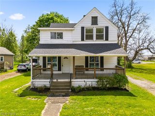 340 Lowell Street, Elyria, OH 44035