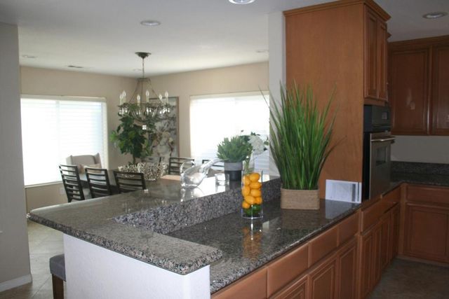 39935 Sweetwater Drive, Palm Desert, CA 92211