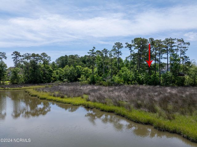 327 Chadwick Shores Drive, Sneads Ferry, NC 28460