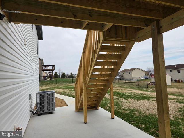 255 GROVE DRIVE, Shippensburg, PA 17257