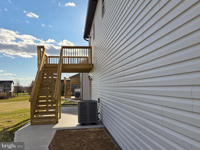 255 GROVE DRIVE, Shippensburg, PA 17257