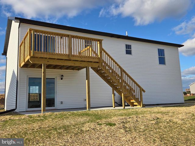 255 GROVE DRIVE, Shippensburg, PA 17257