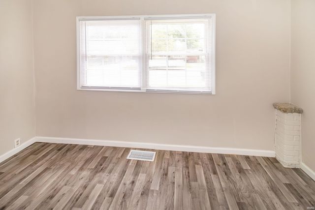 1418 E Jackson Avenue, Evansville, IN 47714