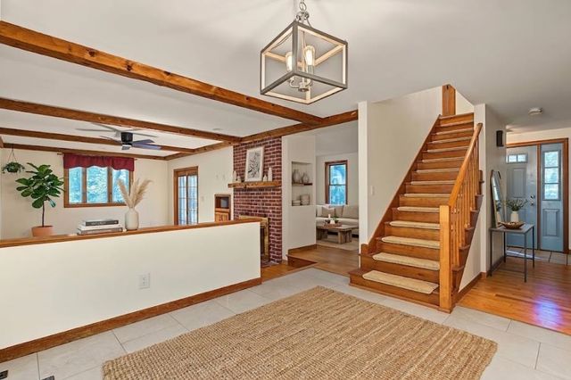 9 Millstream Drive, Exeter, NH 03833