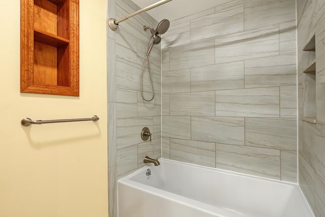9 Millstream Drive, Exeter, NH 03833