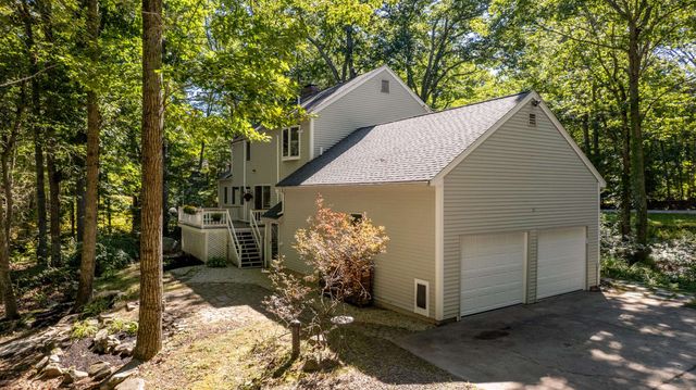 9 Millstream Drive, Exeter, NH 03833