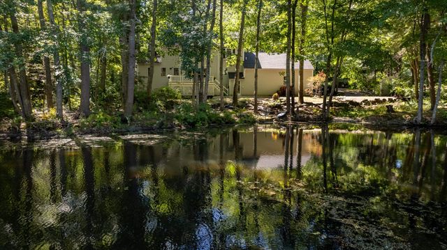 9 Millstream Drive, Exeter, NH 03833