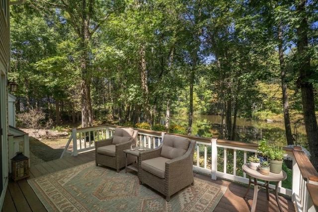 9 Millstream Drive, Exeter, NH 03833