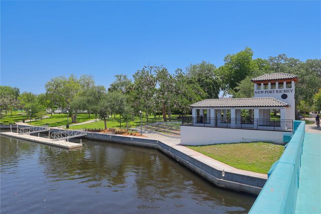 5064 ROYAL PALMS WAY 204, New Port Richey, FL 34652