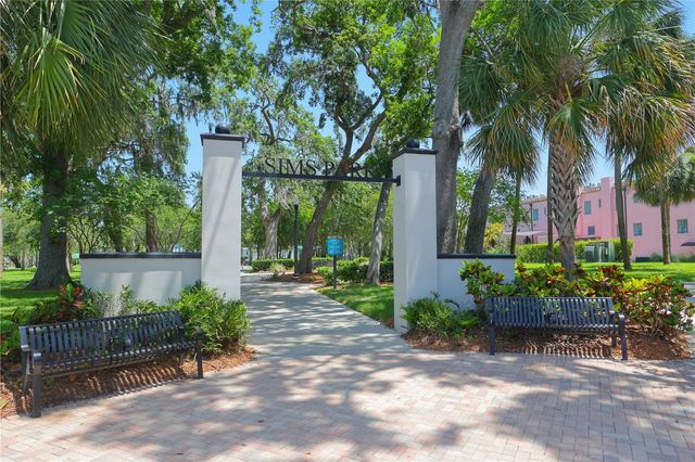 5064 ROYAL PALMS WAY 204, New Port Richey, FL 34652