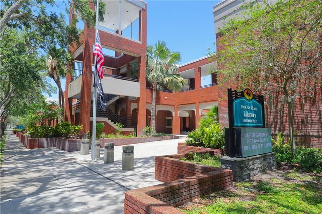 5064 ROYAL PALMS WAY 204, New Port Richey, FL 34652