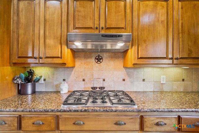 1353 Cheyenne Pass, Salado, TX 76571