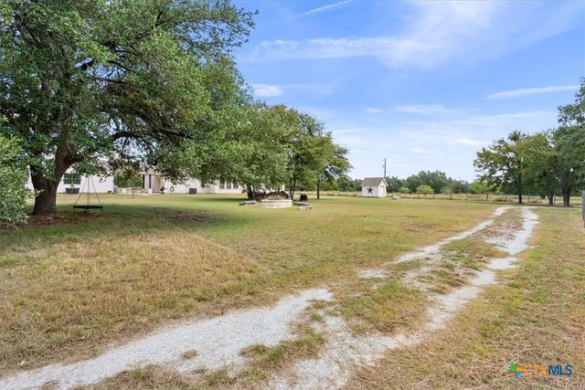 1353 Cheyenne Pass, Salado, TX 76571