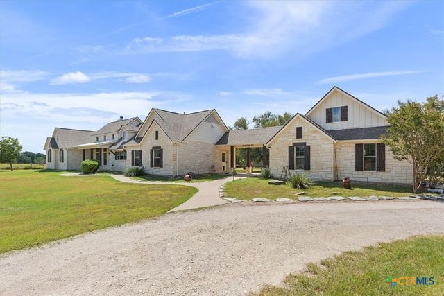 1353 Cheyenne Pass, Salado, TX 76571