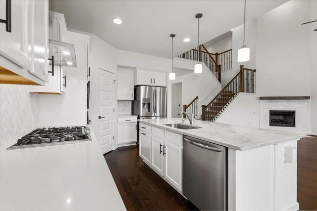 7200 Garnet Mill LN, Austin, TX 78744