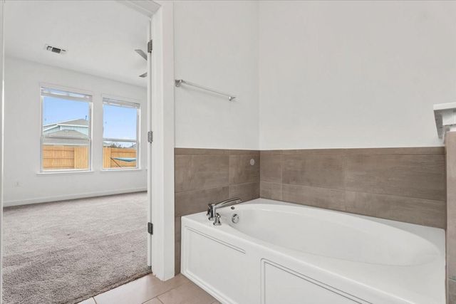 7200 Garnet Mill LN, Austin, TX 78744