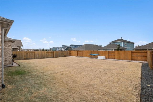 7200 Garnet Mill LN, Austin, TX 78744