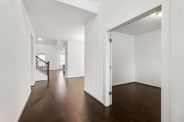 7200 Garnet Mill LN, Austin, TX 78744