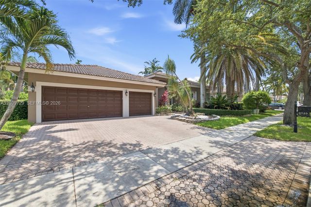 3725 Oak Ridge Lane, Weston, FL 33331