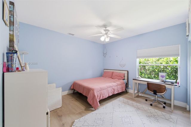 3725 Oak Ridge Lane, Weston, FL 33331