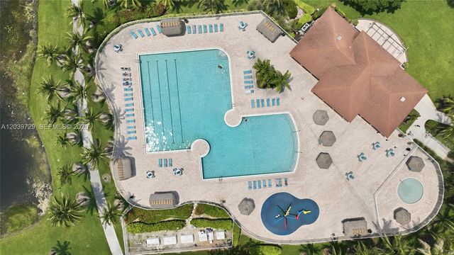 3725 Oak Ridge Lane, Weston, FL 33331