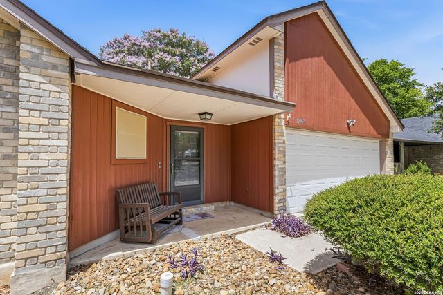 10907 Forest Farm, Live Oak, TX 78233