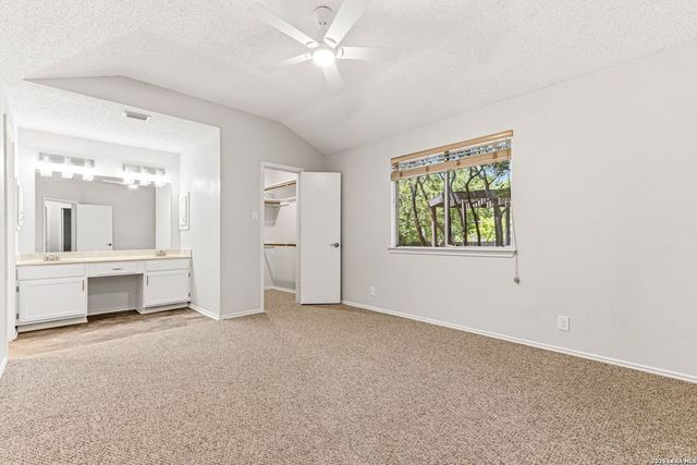 10907 Forest Farm, Live Oak, TX 78233