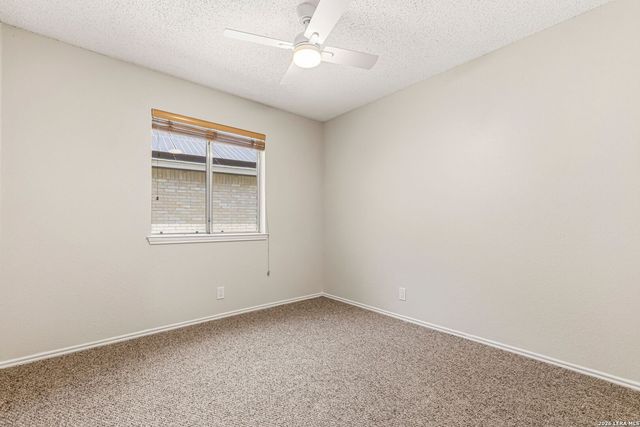 10907 Forest Farm, Live Oak, TX 78233
