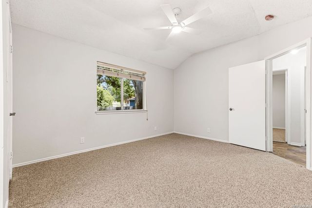 10907 Forest Farm, Live Oak, TX 78233