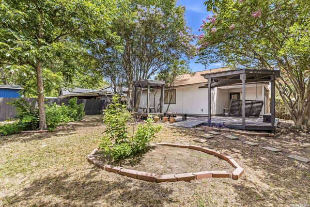 10907 Forest Farm, Live Oak, TX 78233