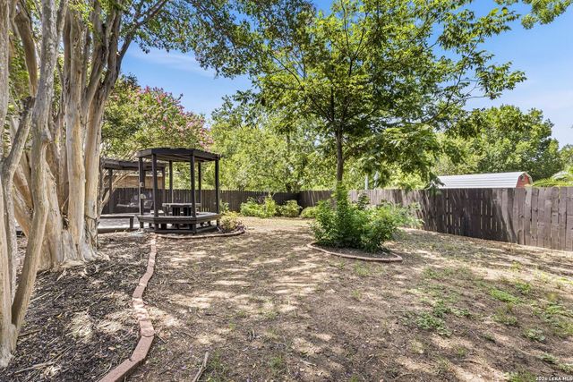 10907 Forest Farm, Live Oak, TX 78233
