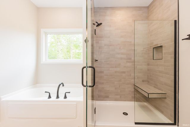 17 Red Oak Drive, Bedford, IN 47421